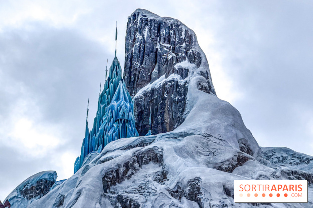 World of Frozen - Montagne Palais de Glace