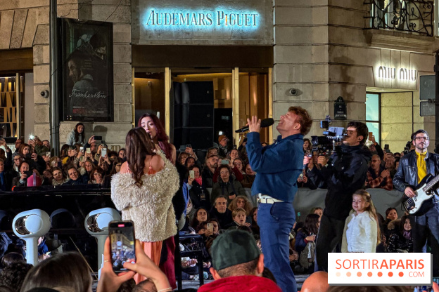 Illuminations de Noël 2025 : Julien Cohen organise un flash mob géant avec 300 musiciens à Paris  - IMG 0884