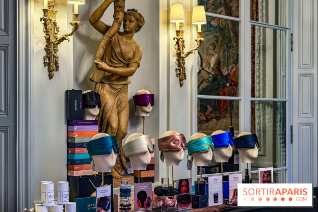 Noël 2025 à Paris : le charmant Marché de Noël dans une suite de l'Hôtel de Crillon