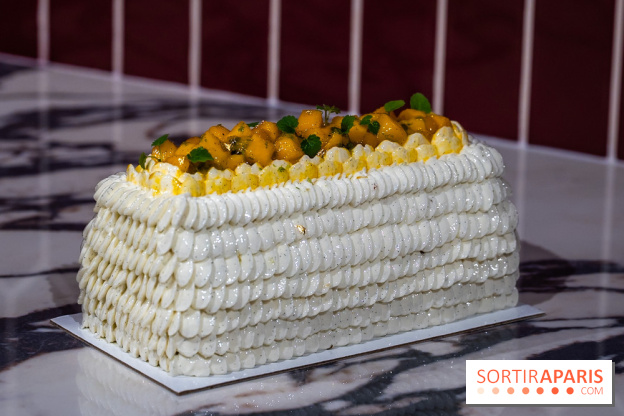 Bûche de Noël Paris-Brest pistache et tropicale de Nour Kandler - Lalla Coffee - A7C02384