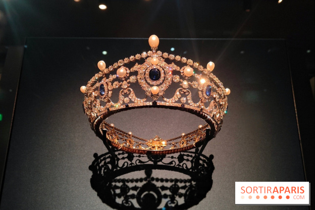 Joyaux dynastiques : une exposition qui brille de mille feux à l'Hôtel de la Marine à Paris - fotor 1765278860382