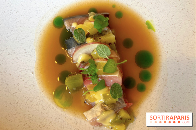 Gramme Paris - Bonite grillée, kiwi, topinambours