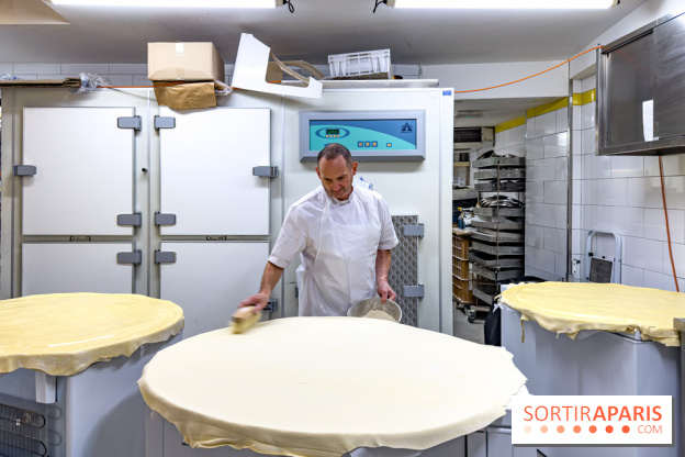 La Galette des Rois 2026 de l'Élysée, fabriquée par la Boulangerie Le Moulin de la Croix Nivert - IMG 7274