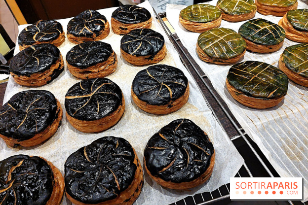 Aki Boulangerie : nos photos de sa galette des rois au sésame noir - Galette Aki Boulangerie 4