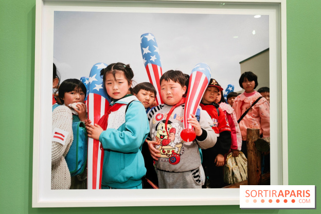Global Warning : le photographe Martin Parr à l'honneur dans une exposition au Jeu de Paume - fotor 1769689801925