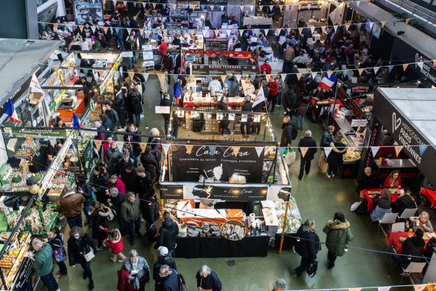 Carnavals de France à l’Hippodrome Paris-Vincennes : défilés, courses et Miss France 2026 - BV 20250209133647BV  3602