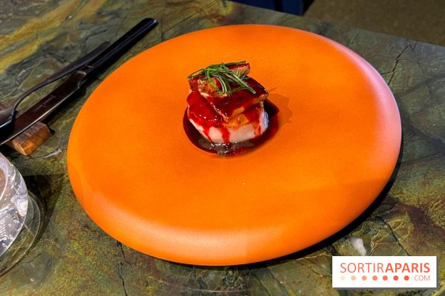 Mantra - St-Jacques pochée, orange sanguine, poitrine croustillante