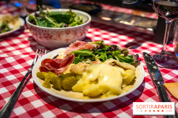 Mama ski club au Mama Shelter La Défense, raclette et Mont d'Or - A7C05514