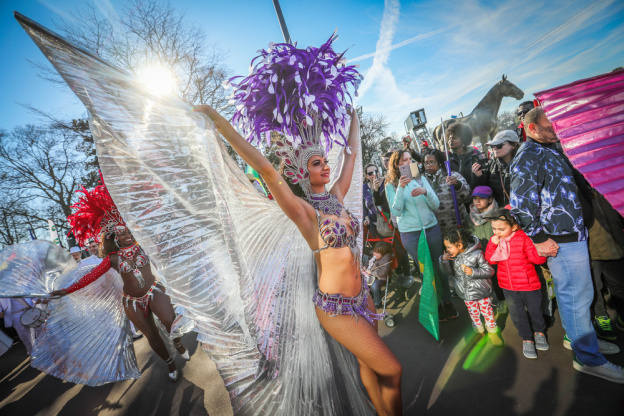 Le Carnaval de Rio de Janeiro à paris : le 15 février le Brésil s'invite à l’Hippodrome Paris-Vincennes ! - 20190224155512 Prix Paris BV1 3148