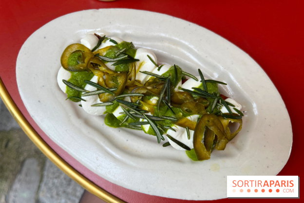 Chez Carrie - Frites de polenta, labneh, harissa verte, jalapenos