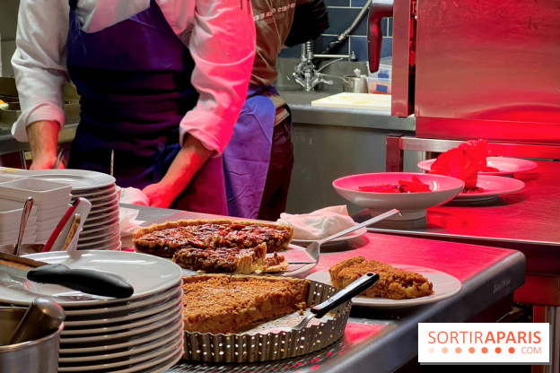 L'Arrêt by The Grey - Cuisine ouverte