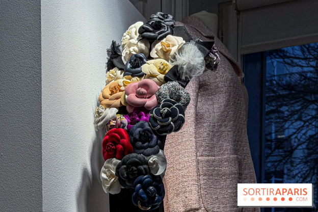 Une exposition mode gratuite de centaines de pièces Chanel dans une sublime maison de ventes à Paris