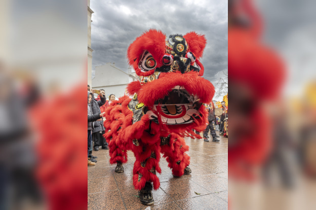 Nouvel An Lunaire à l’Hippodrome Paris-Vincennes : l’Année du Cheval en fête - iStock 2197841628