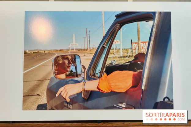 All Inclusive : la photographe Kourtney Roy interroge le tourisme dans une exposition à Citéco - fotor 1771496800580