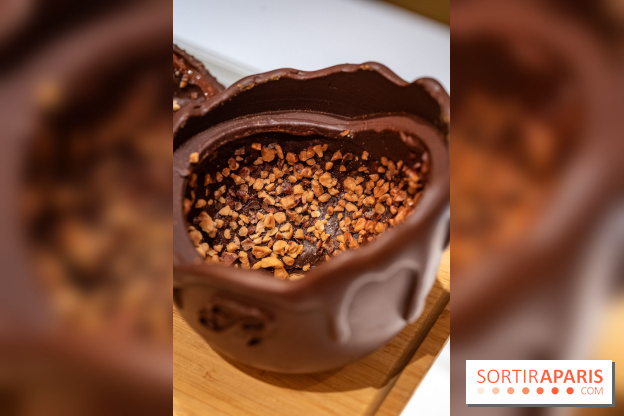 L'oeuf de Pâques gaufrette et chocolats du Ritz Paris le Comptoir