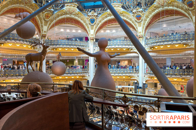 Pour Toujours, exposition de Maurizio Catelan aux Galeries Lafayette