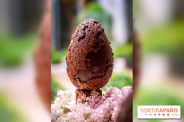 L'Oeuf de Pâques floral du George V Paris 2026 par Michael Bartocetti - les photos