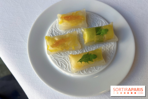 Alliance - Poireaux en vinaigrette et poivre gris, premières endives et bergamote