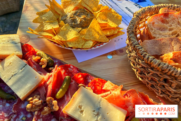 Une péniche-guinguette dédiée à l'apéro sur les quais de Seine  - IMG 4881