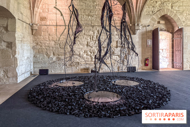 Inkarna : l’exposition de Yosra Mojtahedi à l’Abbaye de Maubuisson