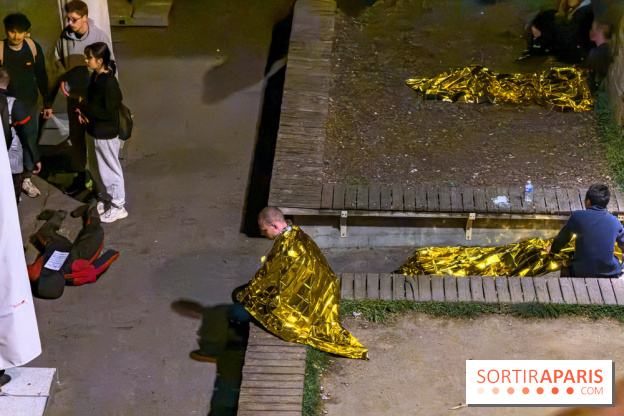 Simulation géante des pompiers de Paris sur les quais parisiens