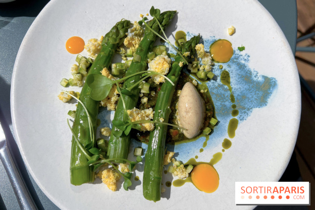 Rooster - Asperges vertes, pistou pistache