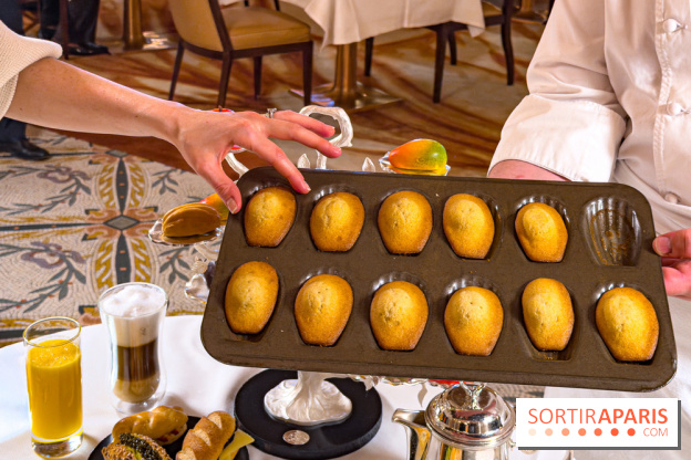 Tea Time de Cedric Grolet au Meurice : pâtisseries trompe l'œil et salé revisité