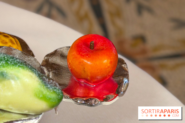 Tea Time de Cedric Grolet au Meurice : pâtisseries trompe l'œil et salé revisité