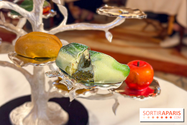Tea Time de Cedric Grolet au Meurice : pâtisseries trompe l'œil et salé revisité