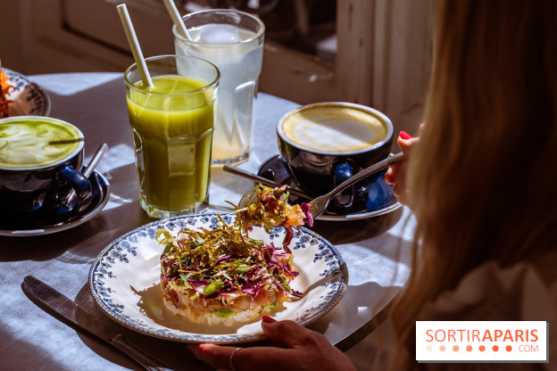 Le Pont Traversé, le coffee shop L'exposition en plein air de Yann Arthus Bertrand a été saccagée par les supporters ce mercredi soir, l'artiste a lancé un appel à l'aide 👉https://sortiraparis.com/r/ajypUfeN gluten se réinvente - sushi du pont