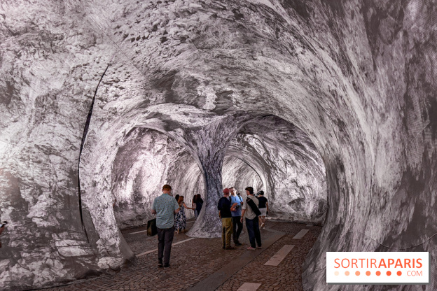 La Caverne du Pont Neuf : le montage de l’installation géante de JR démarre à Paris