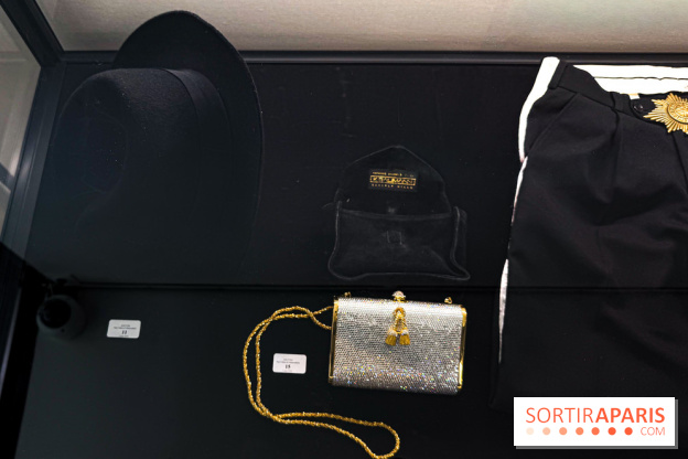 Neuilly-sur-Seine : une exposition gratuite et vente aux enchères d'objets ayant appartenu à Michael Jackson chez Aguttes