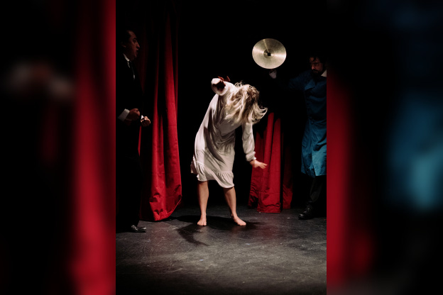 L’indiscipline au Studio Hebertot — Premiere Parisienne d'une comédie dramatique singuliere.