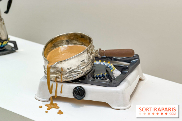Serena Carone : une exposition dans un monde de faïence et de faux-semblants à la galerie Perrotin