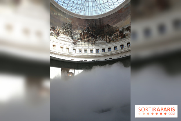 Fujiko Nakaya : nos photos de sa sculpture de brouillard à voir à la Bourse de Commerce