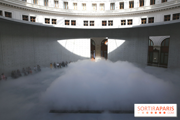 Fujiko Nakaya : nos photos de sa sculpture de brouillard à voir à la Bourse de Commerce