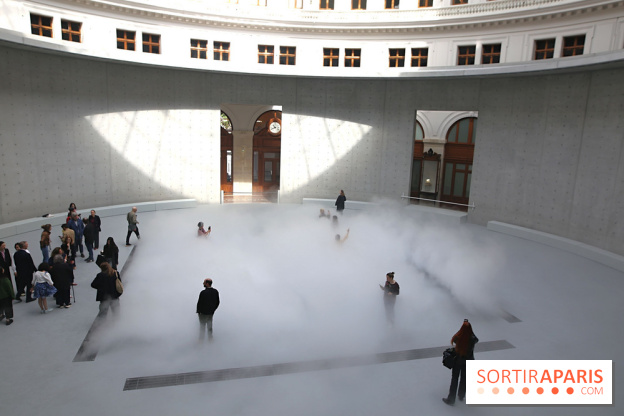 Fujiko Nakaya : nos photos de sa sculpture de brouillard à voir à la Bourse de Commerce