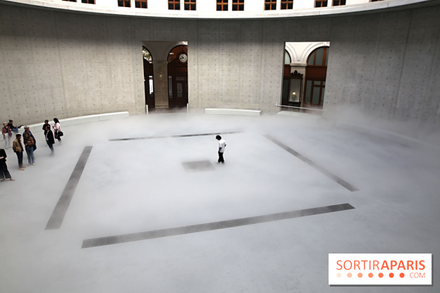 Fujiko Nakaya : nos photos de sa sculpture de brouillard à voir à la Bourse de Commerce