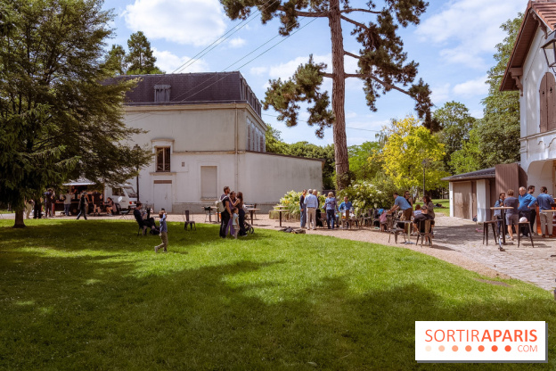 Guinguette du dispensaire et Foodtruck des Écuries au parc du Dispensaire de Sartrouville dans les Yvelines - photos