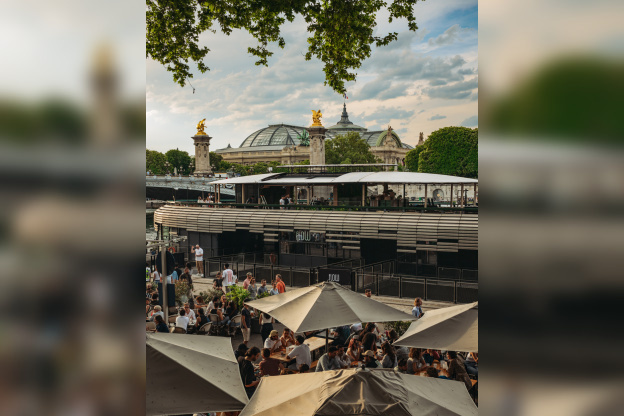 Le Flow au Pont Alexandre III : rooftop, street food et club sur la Seine - FLOW 01 05 25 @alex crk 45