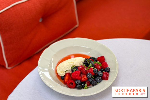 Corail : le restaurant-terrasse estival qui réveille le parvis du Musée d’Art Moderne à Paris