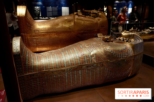 Le sarcophage doré de l’exposition Toutânkhamon - Toutankhamon : son tombeau et ses trésors