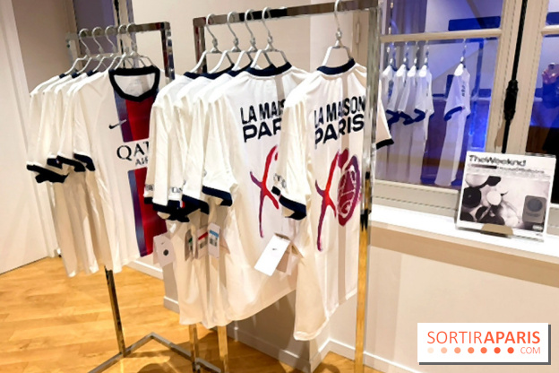 Ici C’est Paris La Maison : nos photos du pop-up gratuit du PSG à Paris - Les maillots PSG x XO à La Maison
