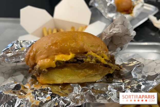 Back to Back, les burgers smashés à deux pas de Gare de l'Est