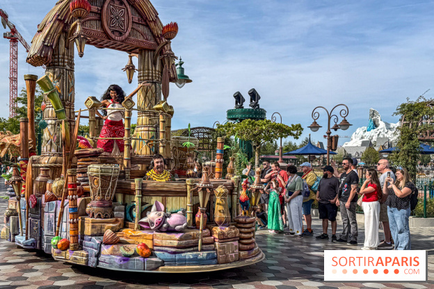 Disneyland Paris : la Cavalcade des Princesses Disney à Disney Adventure World