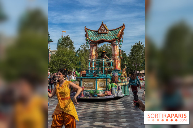 Disneyland Paris : la Cavalcade des Princesses Disney à Disney Adventure World
