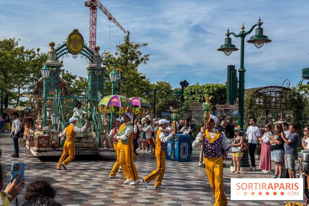 Disneyland Paris : la Cavalcade des Princesses Disney à Disney Adventure World
