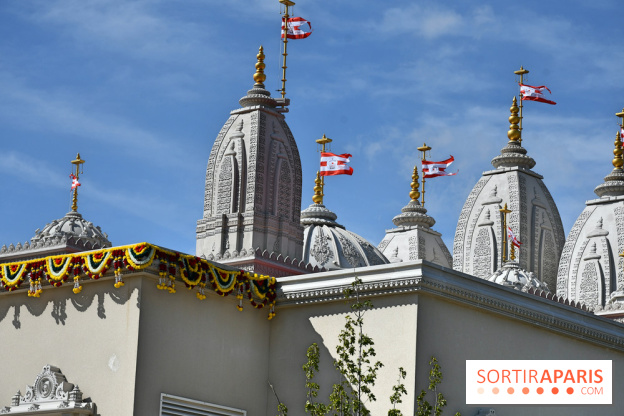 EN IMAGES : le premier mandir hindou traditionnel d'Île-de-France