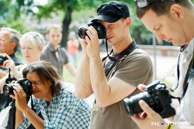 PhotoProf : Apprenez à sublimer vos images avec des cours et stages photo à Paris, du smartphone à l'hybride