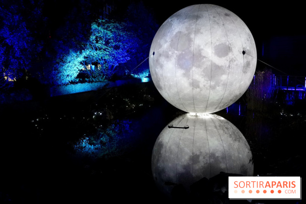 Parc de l'Étrange 2026 : Lune lumineuse sur l’étang nocturne